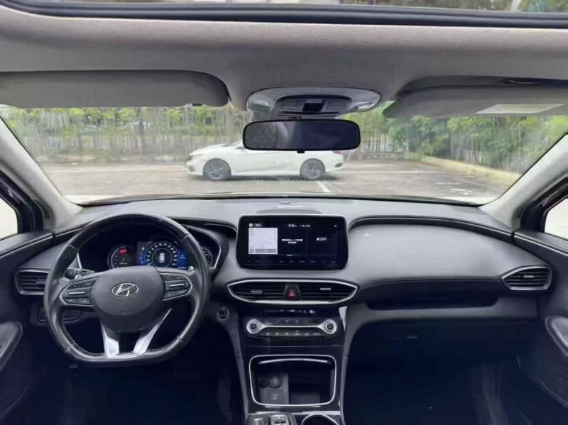 江门19年现代新胜达5