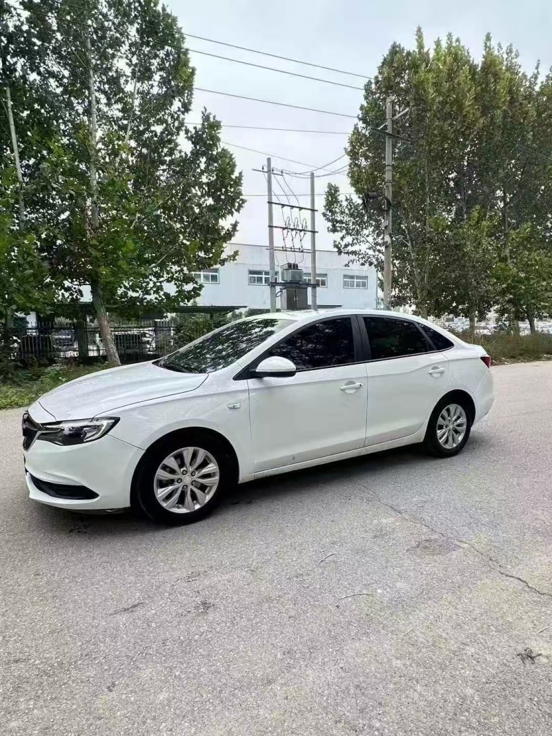 菏泽20年别克英朗2