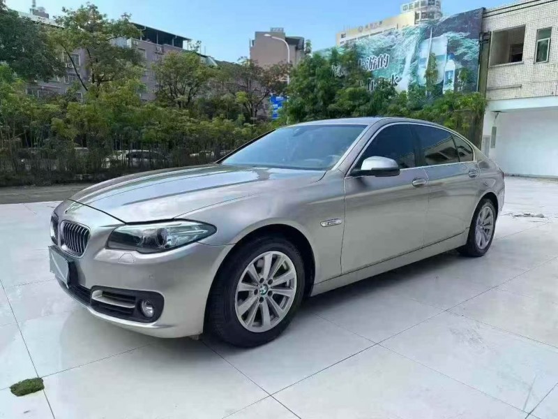 珠海16年宝马5系3