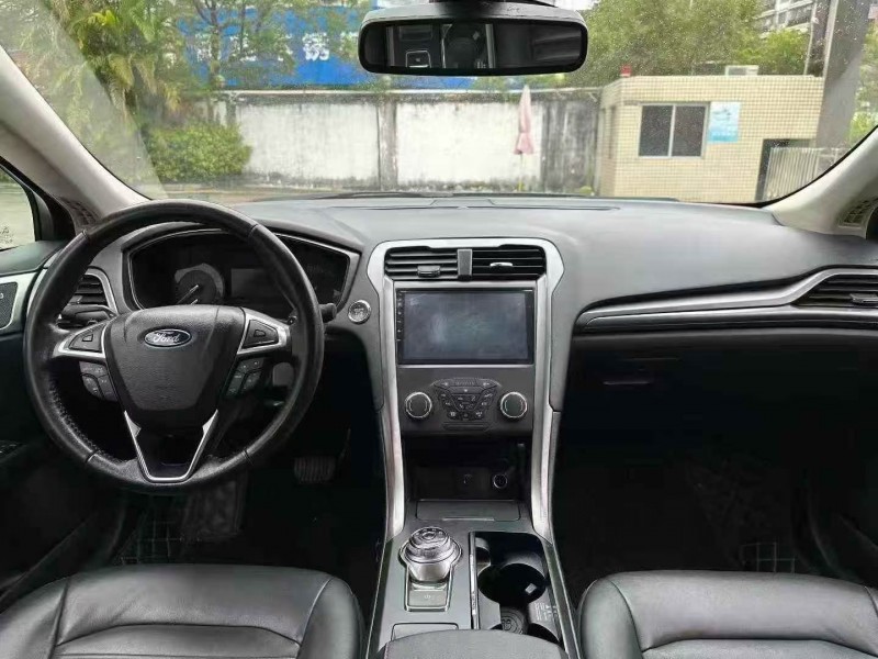 珠海17年福特蒙迪欧4