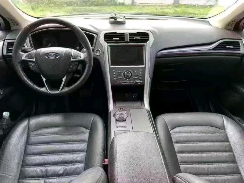 广州17年福特蒙迪欧9