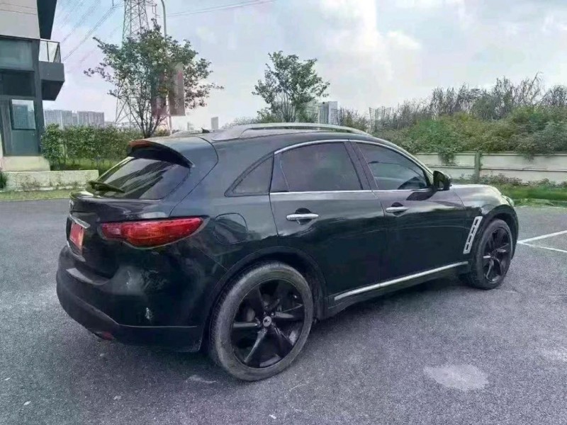 广州11年英菲尼迪FX356