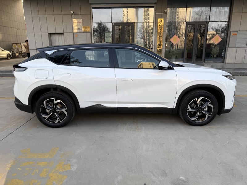 济宁25年东风风神8