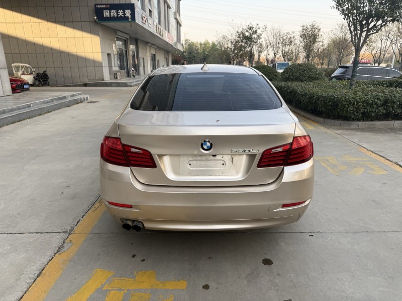济宁15年宝马5系9
