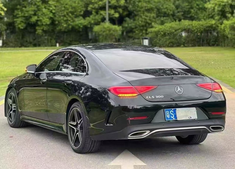 广州23年奔驰CLS5