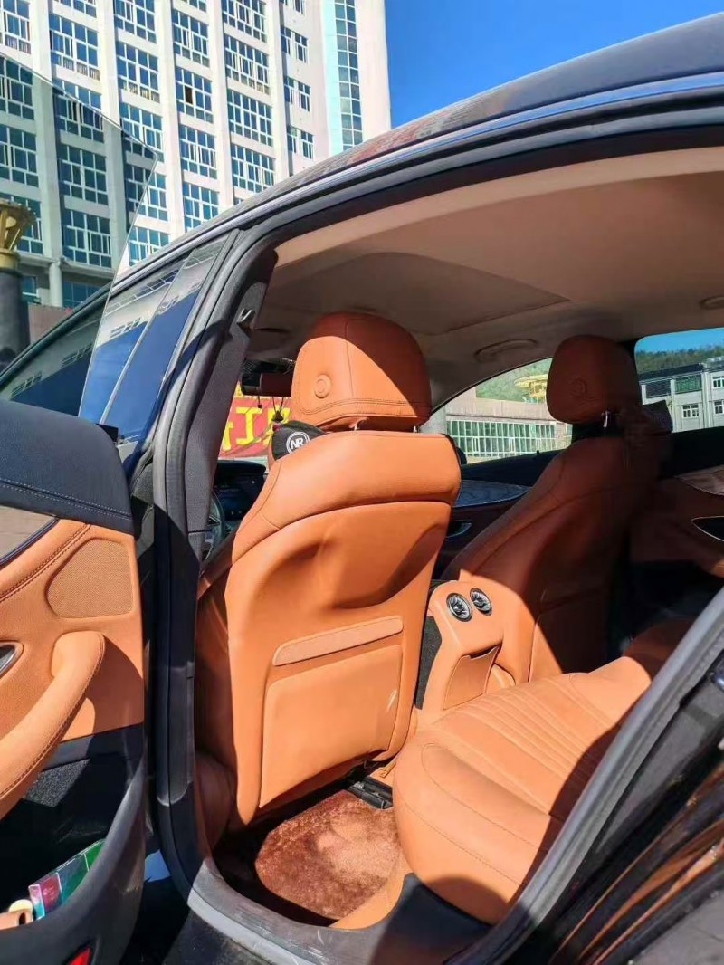 广州23年奔驰CLS4