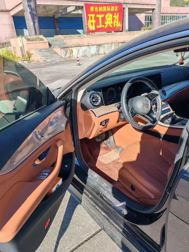 广州23年奔驰CLS5