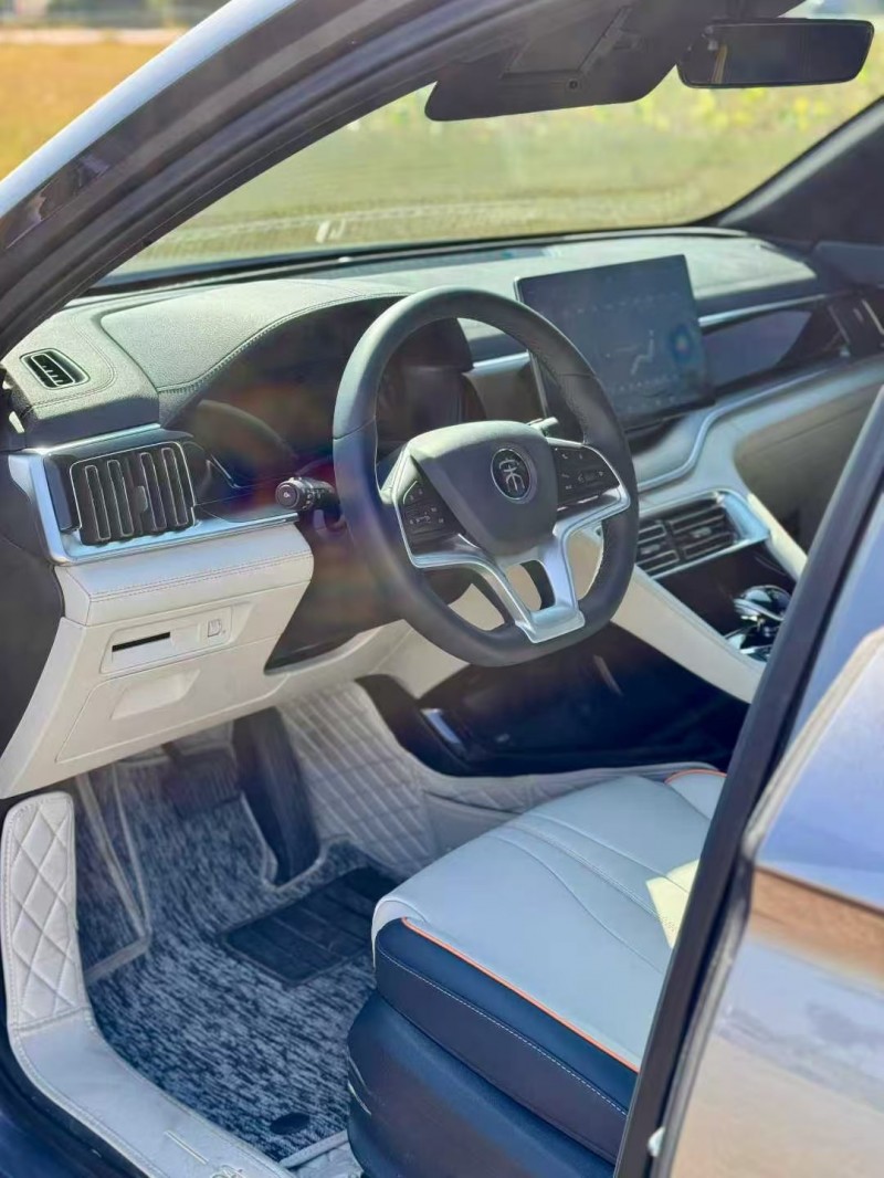 广州24年比亚迪宋4