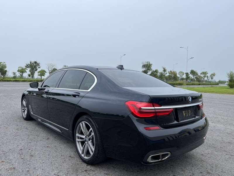 盐城18年宝马7系9