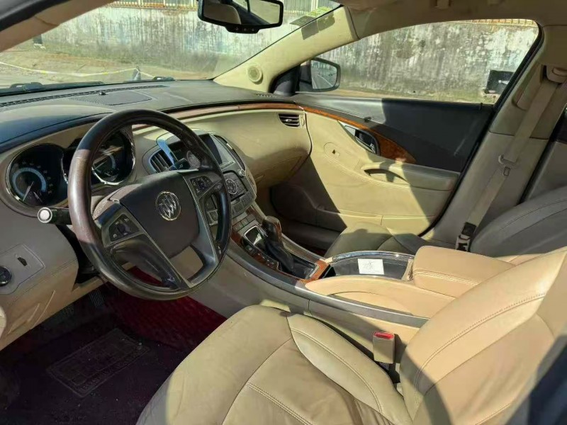 菏泽13年别克君越4