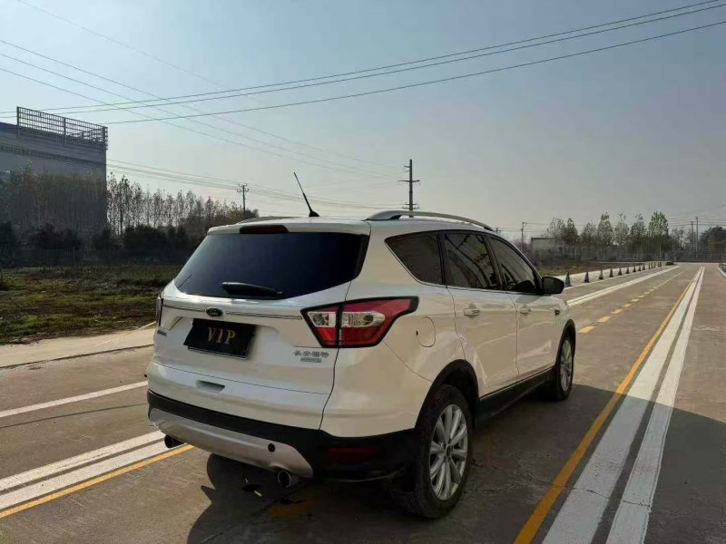 菏泽17年福特翼虎8