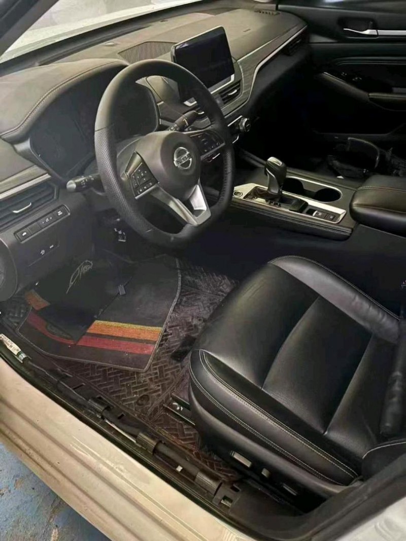 广州21年日产天籁2