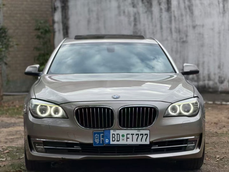 广州14年宝马7系1