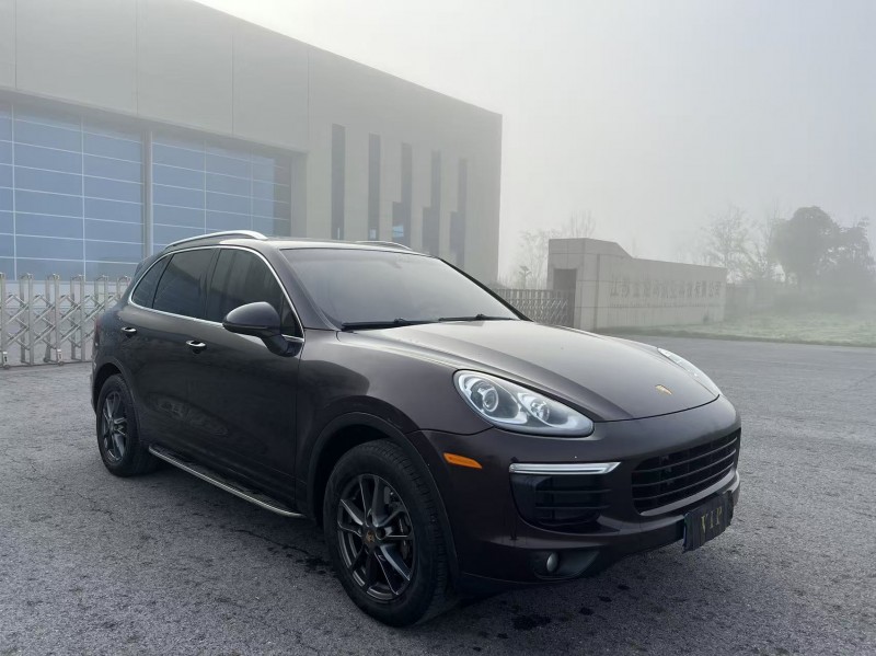 盐城15年保时捷卡宴2