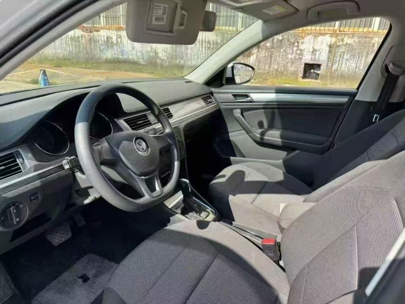 菏泽22年大众宝来4