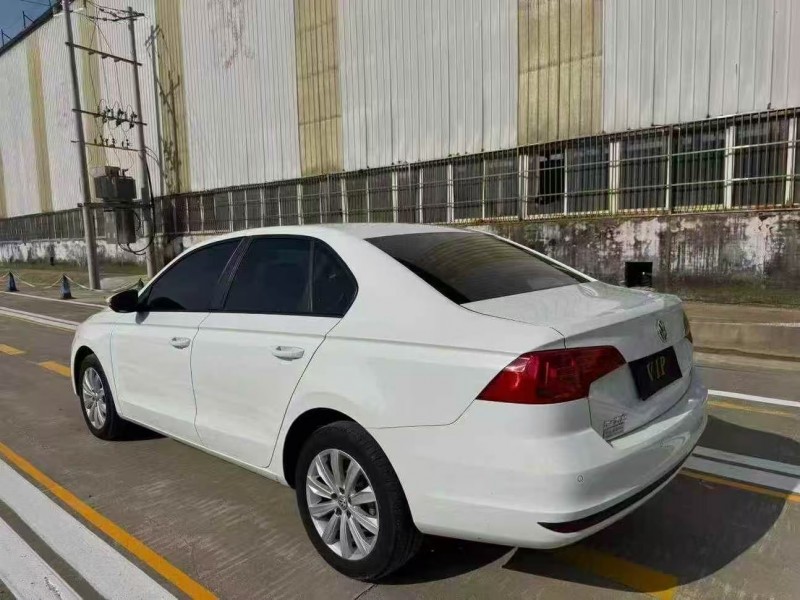 菏泽22年大众宝来7