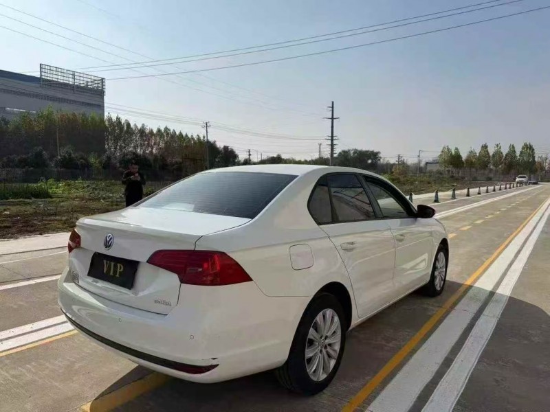菏泽22年大众宝来8