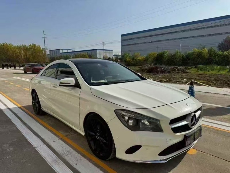 菏泽17年奔驰CLA3