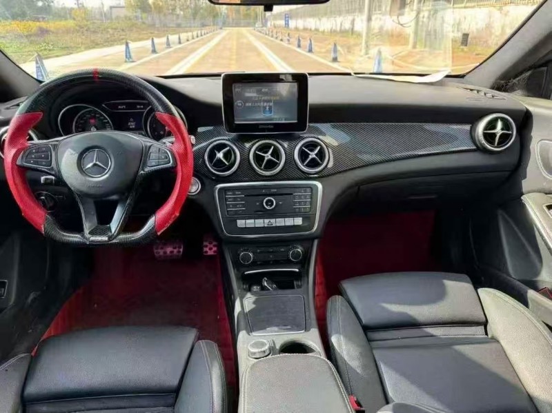 菏泽17年奔驰CLA6