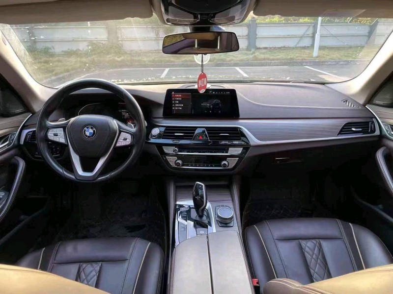 广州20年宝马5系7