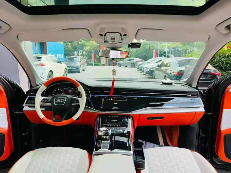 广州22年奥迪Q75