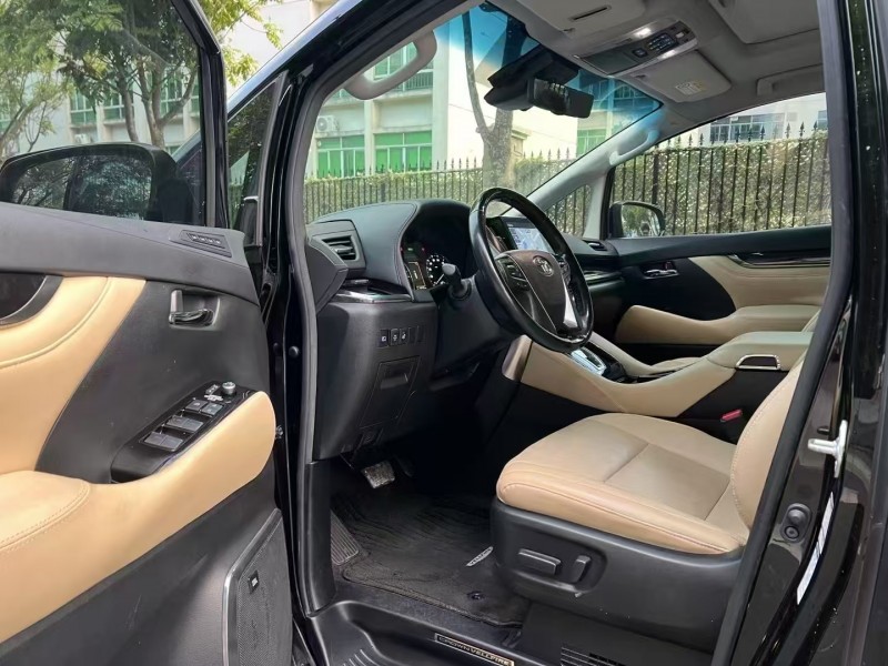 广州21年丰田威尔法6