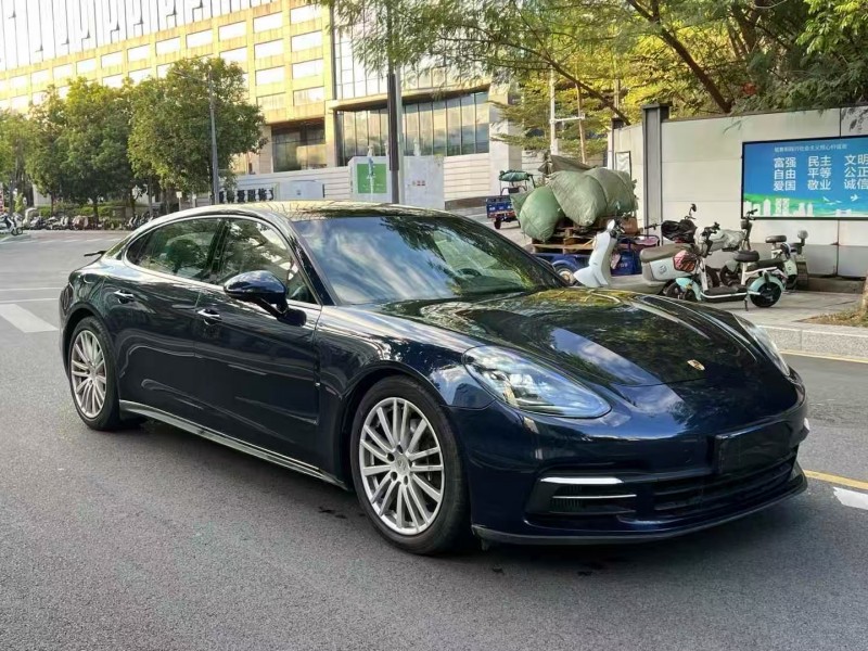 广州20年保时捷帕拉梅拉2