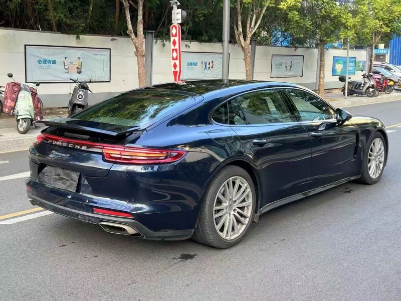 广州20年保时捷帕拉梅拉7