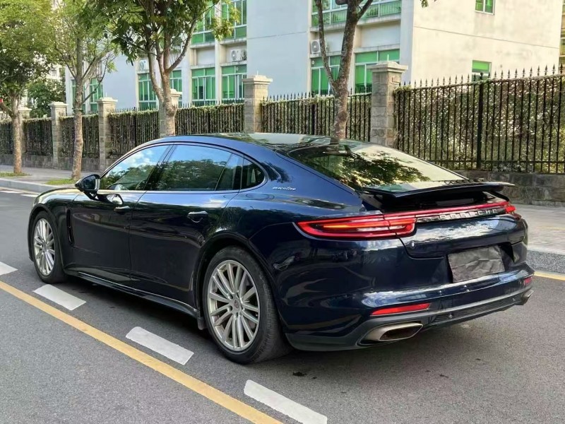 广州20年保时捷帕拉梅拉8