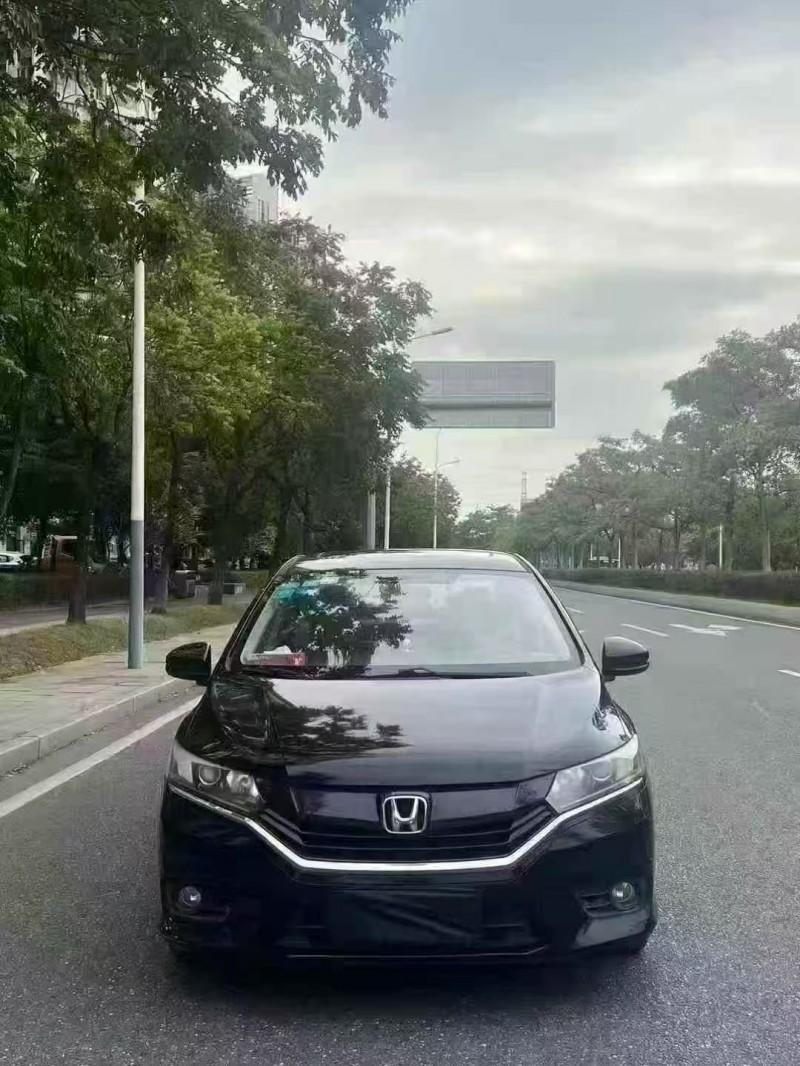 广州16年本田哥瑞1
