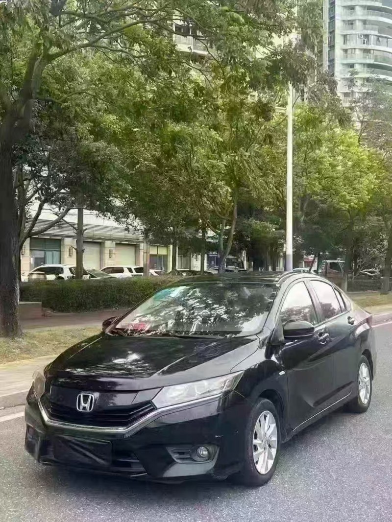 广州16年本田哥瑞3