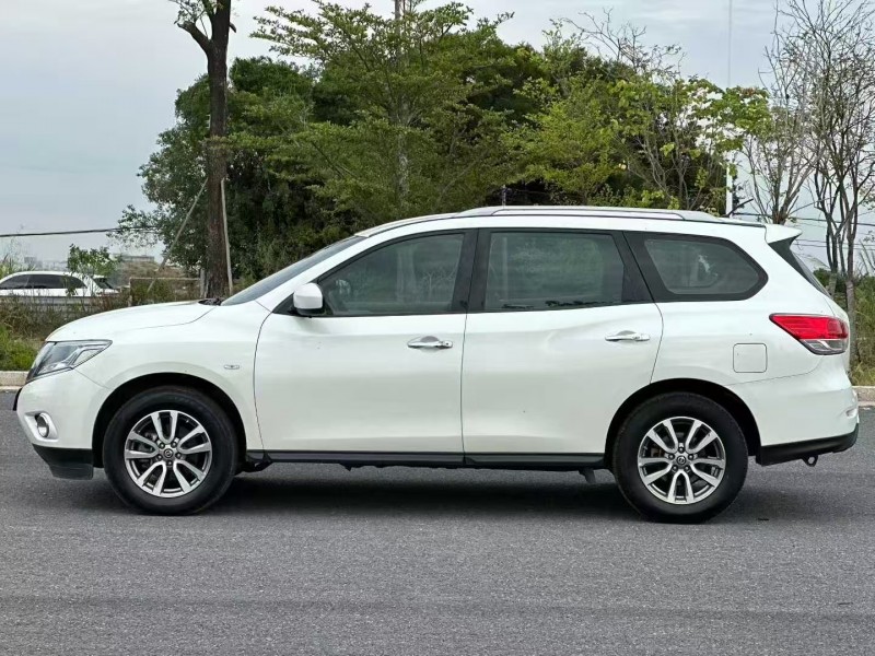 广州19年日产探路者3