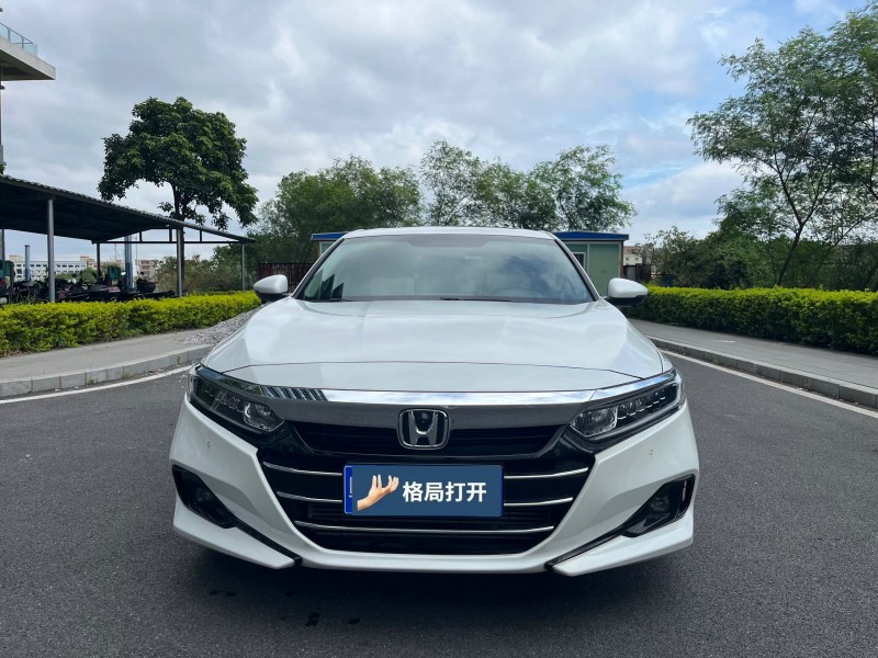 东莞22年本田雅阁1