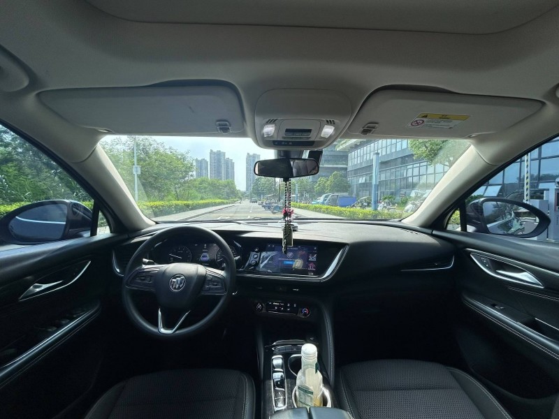 东莞21年别克昂科威6