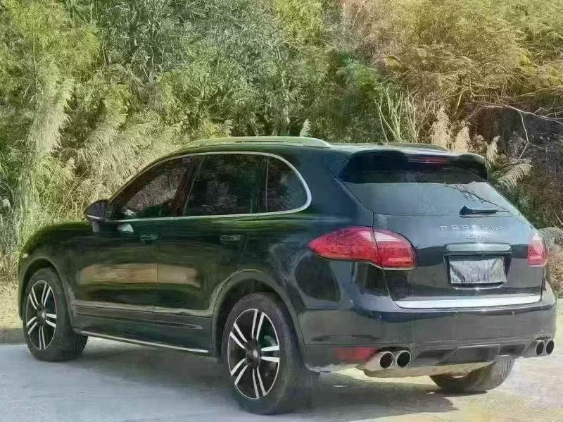 珠海15年保时捷卡宴7