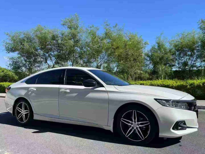 东莞23年本田雅阁2