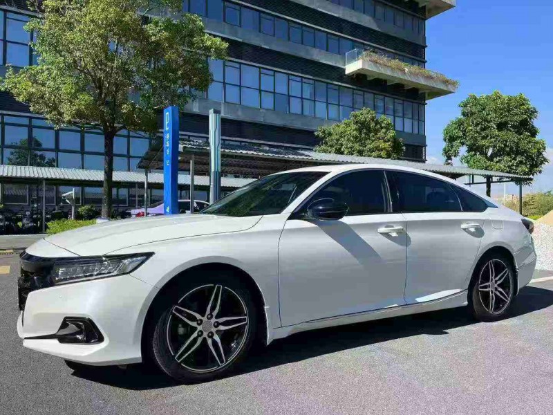 东莞23年本田雅阁3