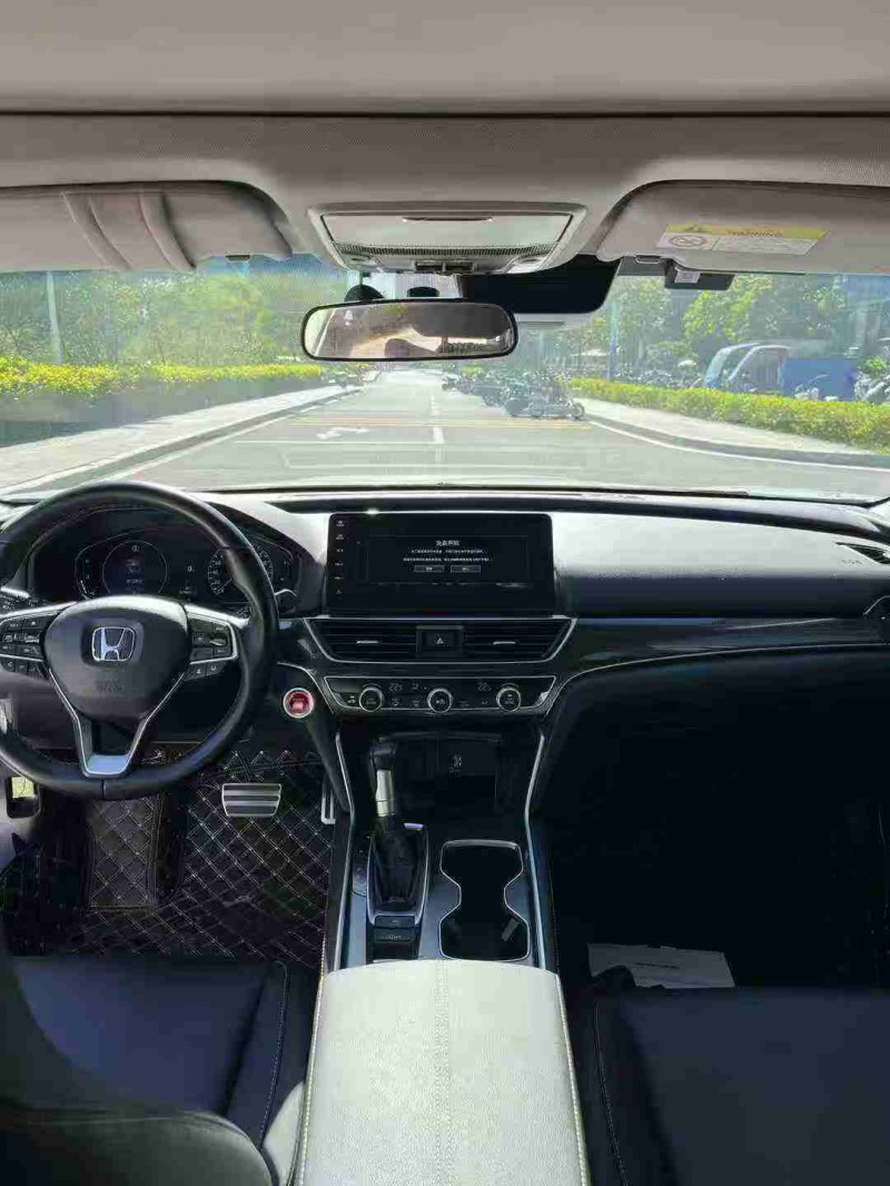东莞23年本田雅阁6