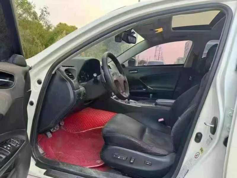 珠海11年雷克萨斯IS4