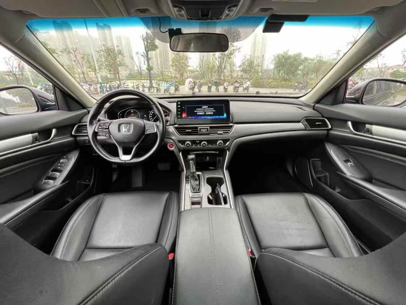 东莞23年本田雅阁4