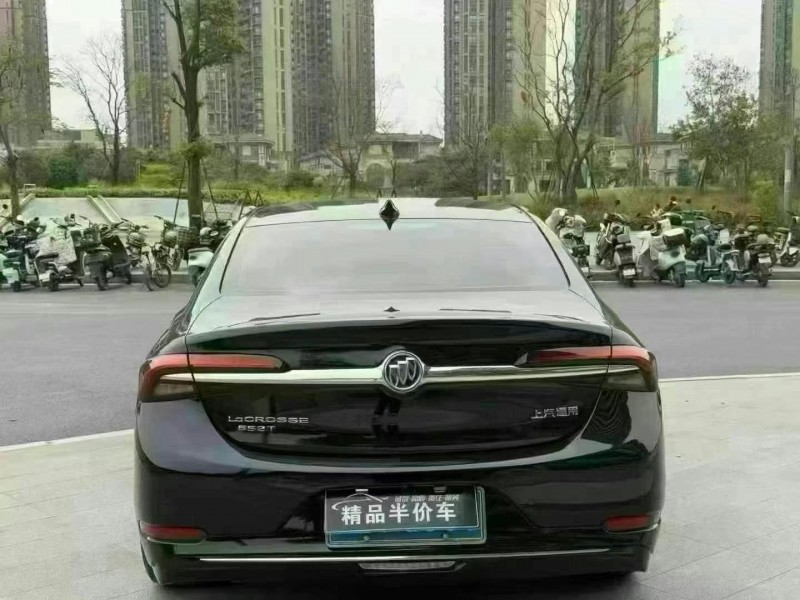 东莞21年别克君越9