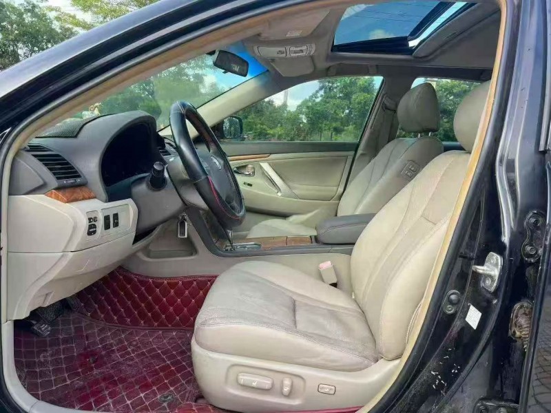 湛江11年丰田凯美瑞4