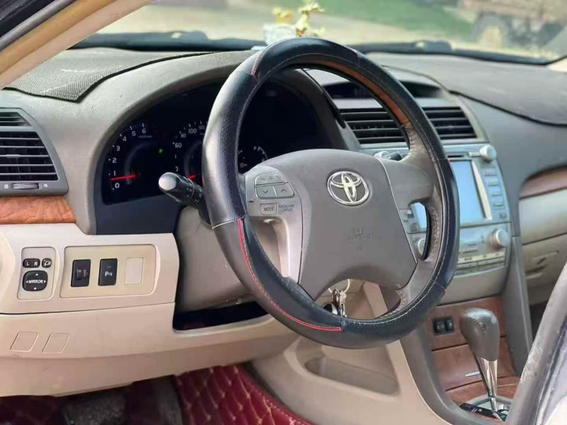 湛江11年丰田凯美瑞7