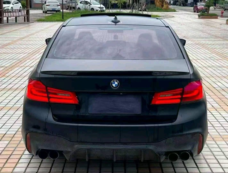 江门18年宝马5系9