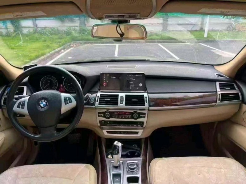 广州14年宝马X59