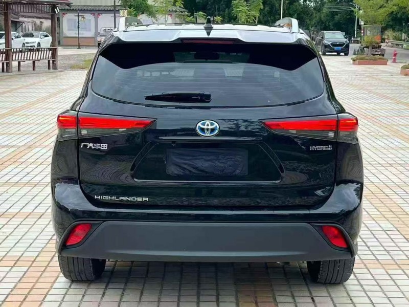 广州24年丰田汉兰达9