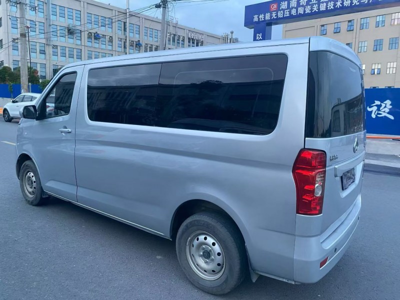 娄底23年长安汽车睿行8