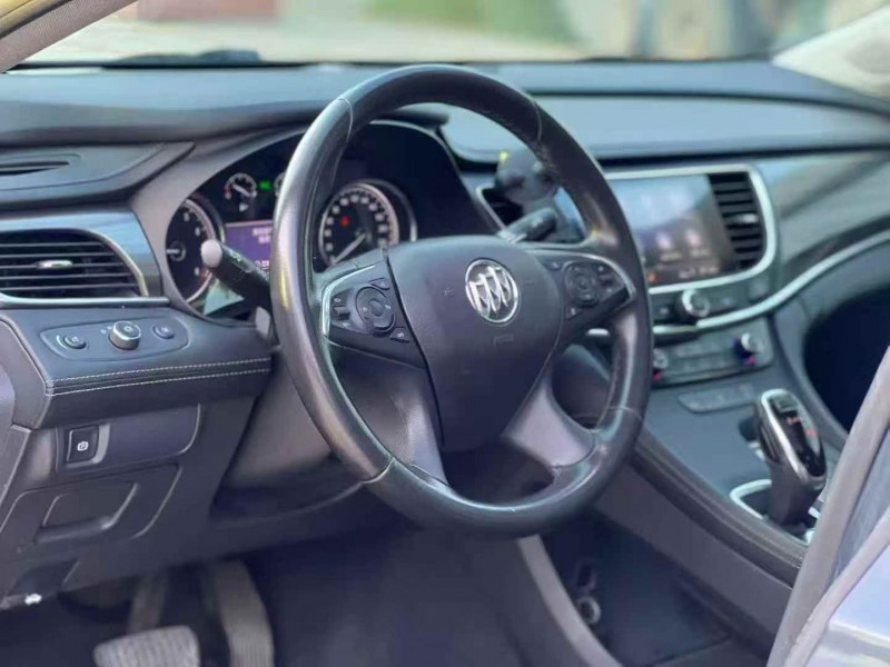 汕头20年别克君越6