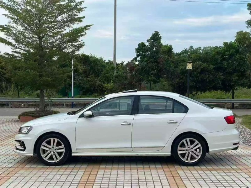 江门19年大众速腾2