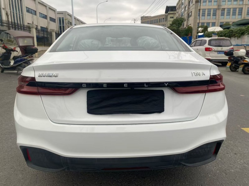 娄底25年吉利几何7